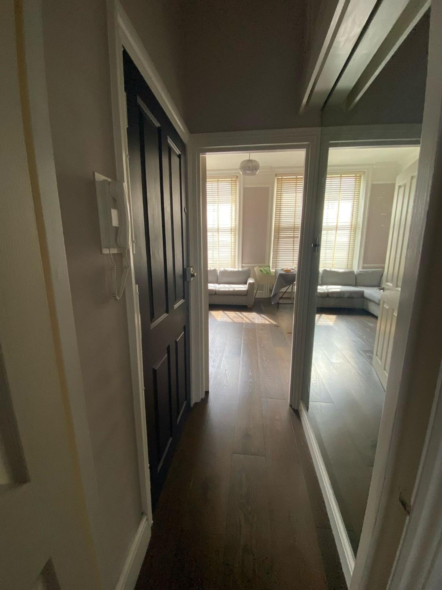 Charming One Bedroom Flat Chelsea Apartamento